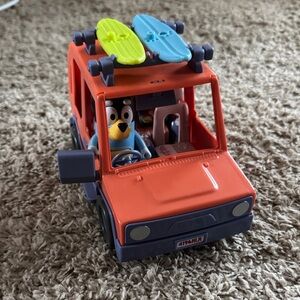 Bluey car with Bandit figurine